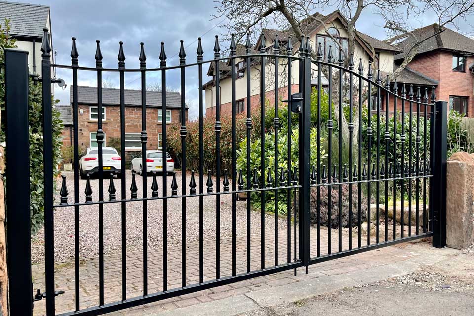 Driveway Double Entrance Gate
