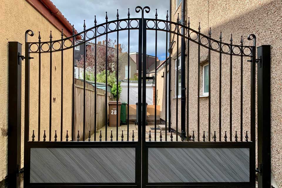 Entrance Gate with bottom Infil Panel