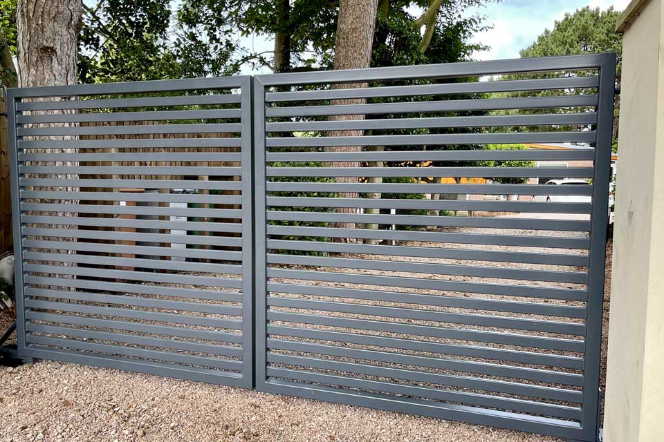 Comtemporary Style Entrance Gate