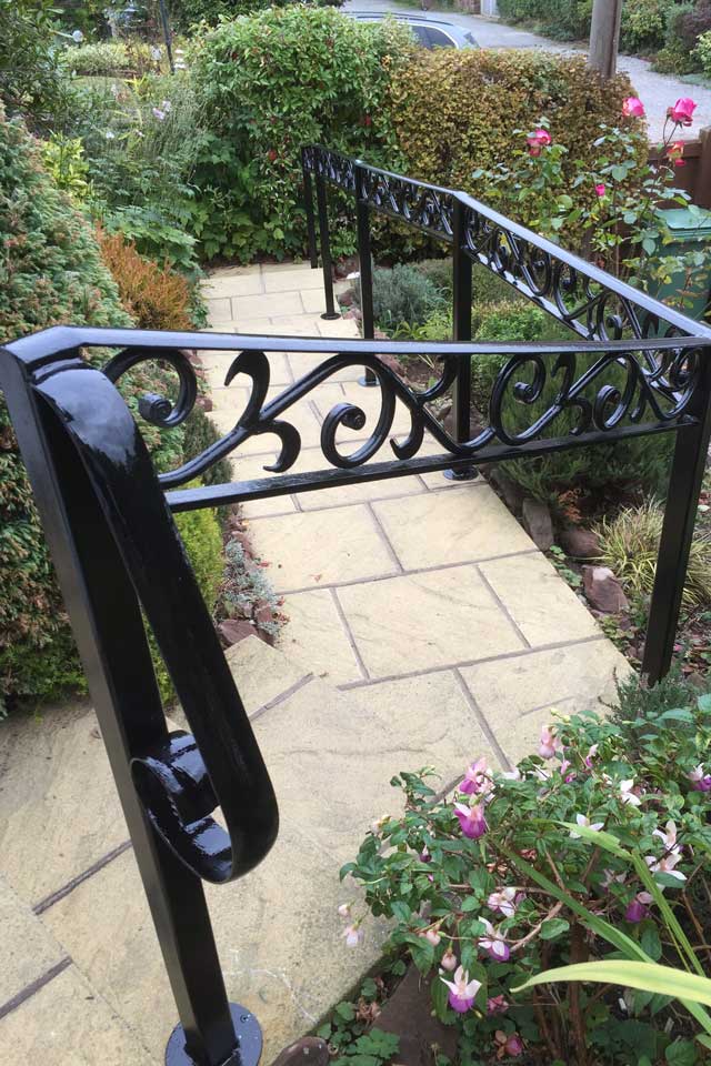 Split Level Garden Handrails